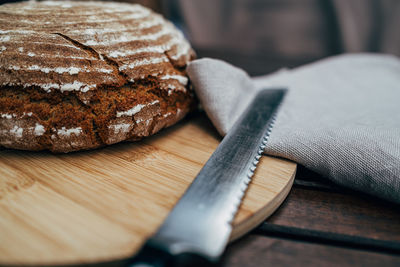 Close-up of bread on cutting board