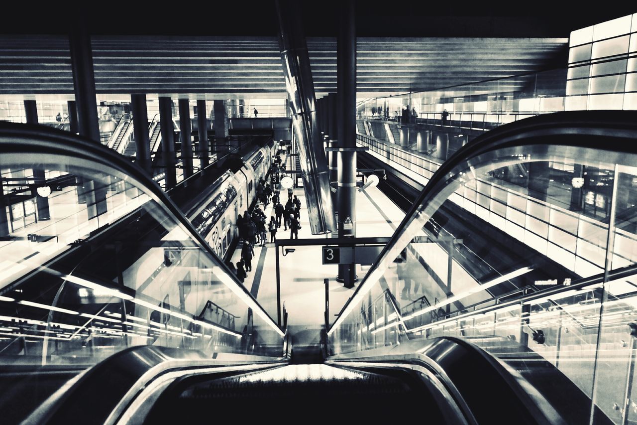 ELEVATED VIEW OF ESCALATOR