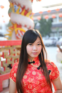 Portrait of a smiling young woman