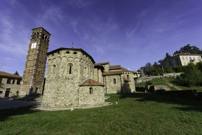 Old ruins against sky