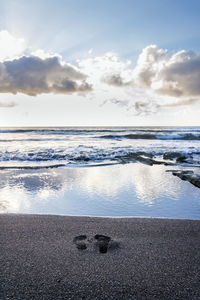 Scenic view of sea against sky