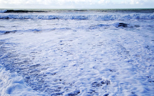 Full frame shot of sea against sky