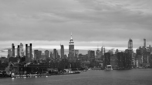 Midtown skyline from williamsburg