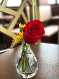 Close-up of rose bouquet on table