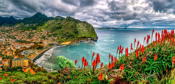 Scenic view of sea against sky