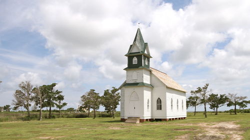 View of cathedral against sky