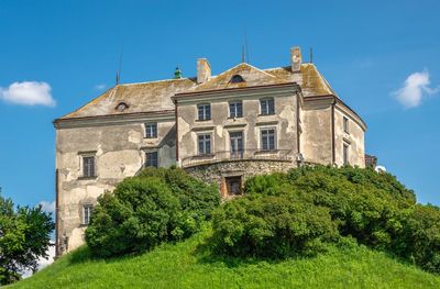 Olesko, ukraine 06.07.2021. olesko castle in lviv region of ukraine on a sunny summer day