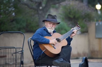 Man playing guitar