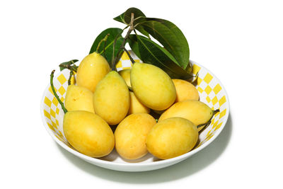 Close-up of fruits in bowl