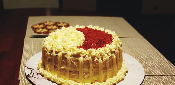 Close-up of cake in plate on table