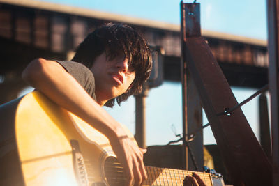 Man playing guitar