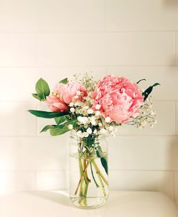 Close-up of flowers in vase