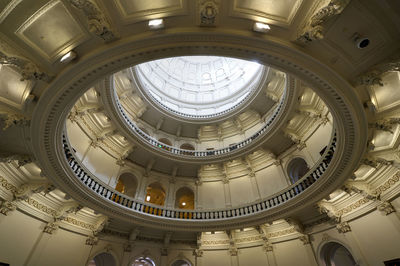 Low angle view of ceiling