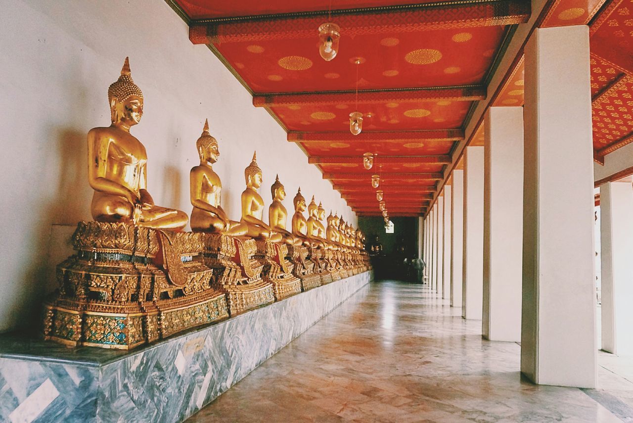 architecture, built structure, indoors, architectural column, in a row, history, ornate, art, art and craft, the way forward, famous place, column, arch, building exterior, diminishing perspective, travel destinations, colonnade, corridor, no people, design