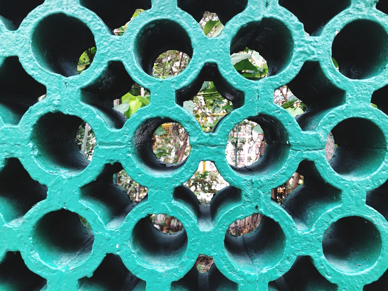FULL FRAME SHOT OF BLUE METALLIC METAL