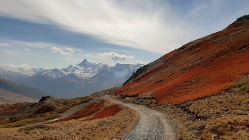 Autumn colours in the italian alps