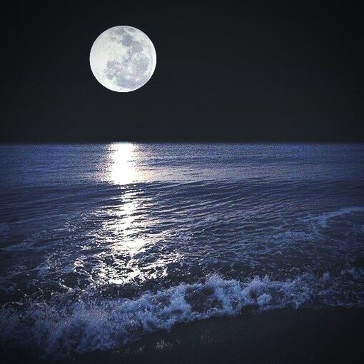 moon, sea, full moon, nature, beauty in nature, scenics, water, tranquil scene, tranquility, sky, idyllic, shiny, no people, backgrounds, horizon over water, astronomy, landscape, sun, outdoors, beach, moon surface, galaxy, space