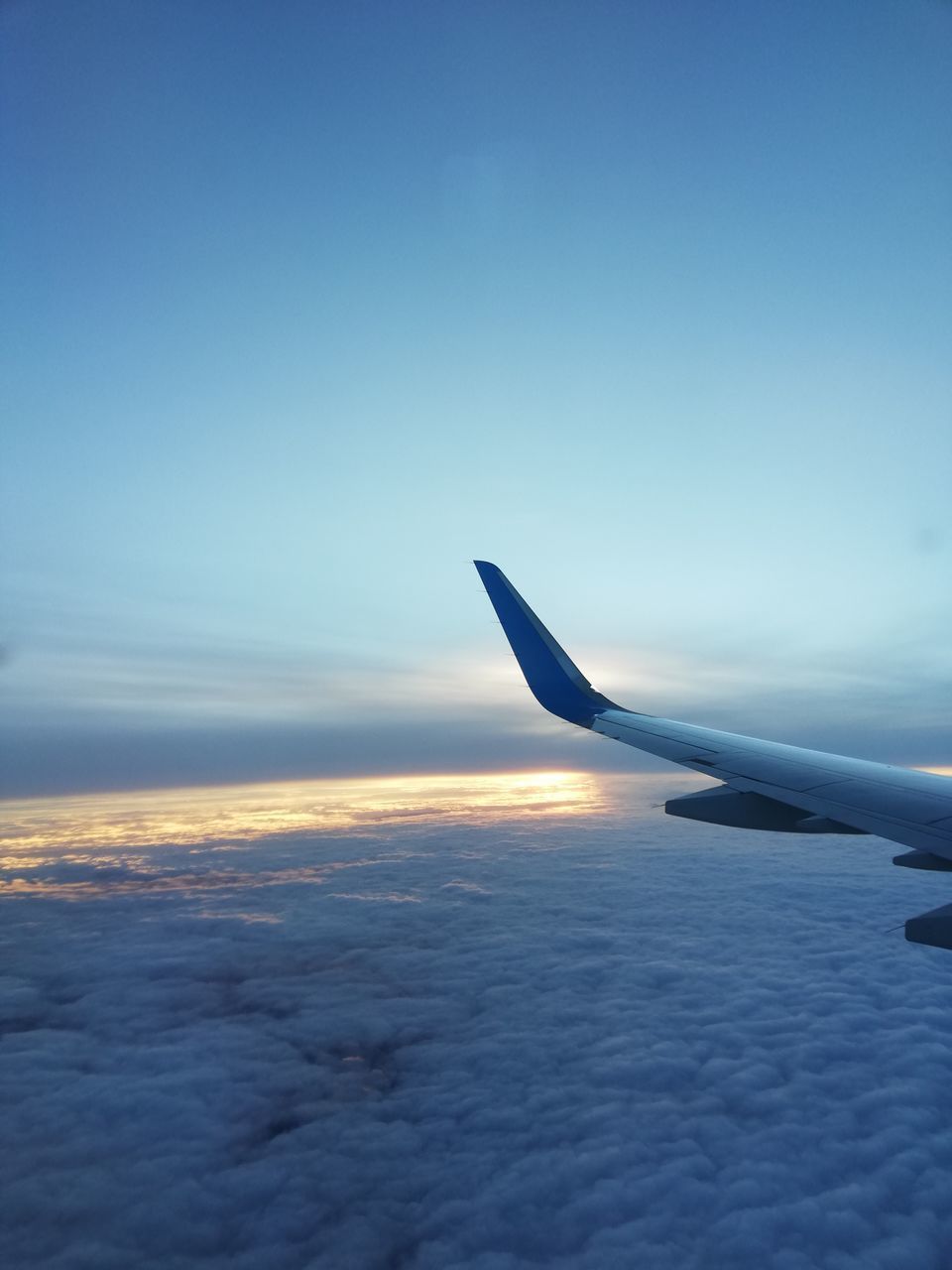 AIRPLANE FLYING IN SKY