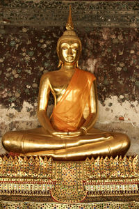 Statue of buddha in temple