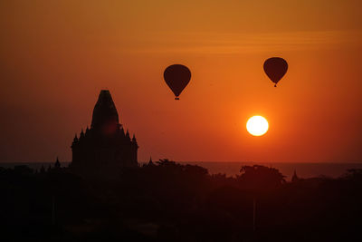 Sunrise at bagan