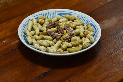 High angle view of rice in bowl on table