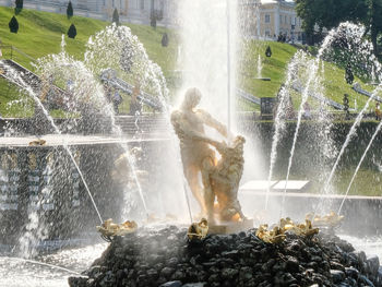 Water splashing in fountain