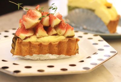 Close-up of cake in plate on table