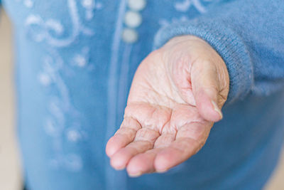 Close-up of woman hand