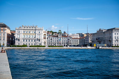 Buildings in city