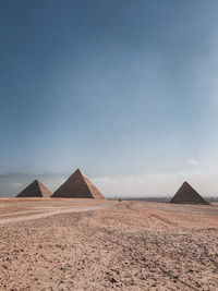 The great pyramid of giza in the sunny weather