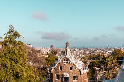 Park guell created by antoni gaudi in barcelona. beautiful colorful architecture with ceramic mosaic