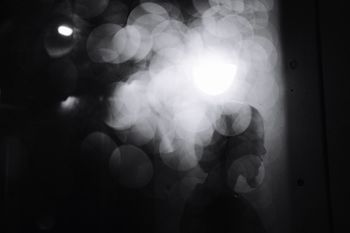 DEFOCUSED IMAGE OF LIGHT