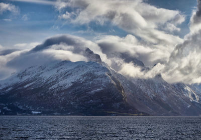 The magnificent hjørundfjord in between the sunnmøre alps, møre og romsdal, norway.