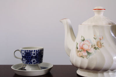 porcelain
