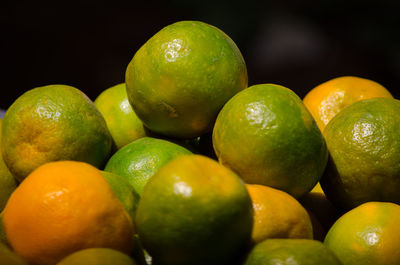 Close-up of oranges