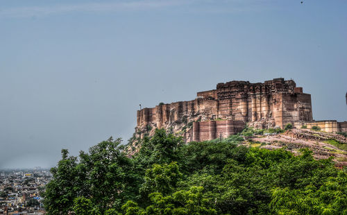 View of fort against clear sky