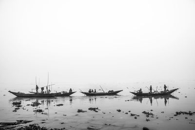 Fisherman fishing in the winter morning, 