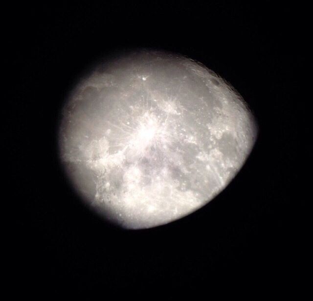 moon, astronomy, planetary moon, full moon, circle, moon surface, sphere, night, dark, close-up, beauty in nature, sky, space exploration, low angle view, nature, copy space, tranquility, discovery, tranquil scene, no people