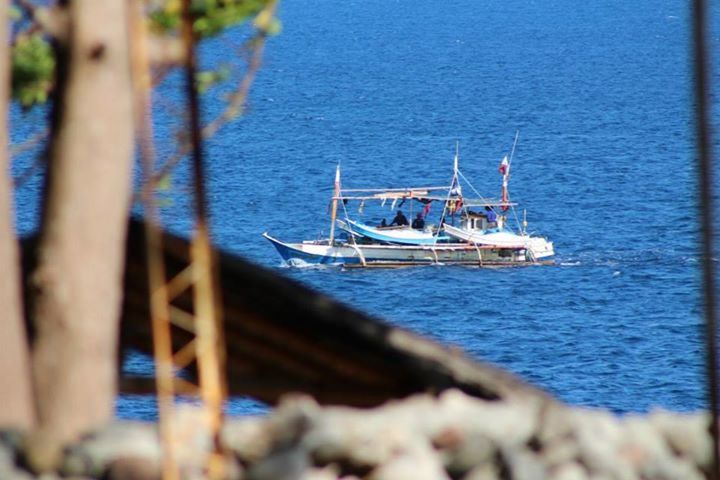 nautical vessel, boat, transportation, mode of transport, water, moored, sea, blue, tranquility, mast, nature, day, sailboat, travel, outdoors, no people, rope, tranquil scene, wood - material, selective focus