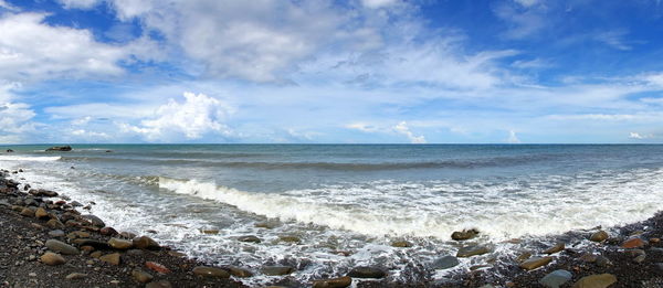 Scenic view of sea against sky