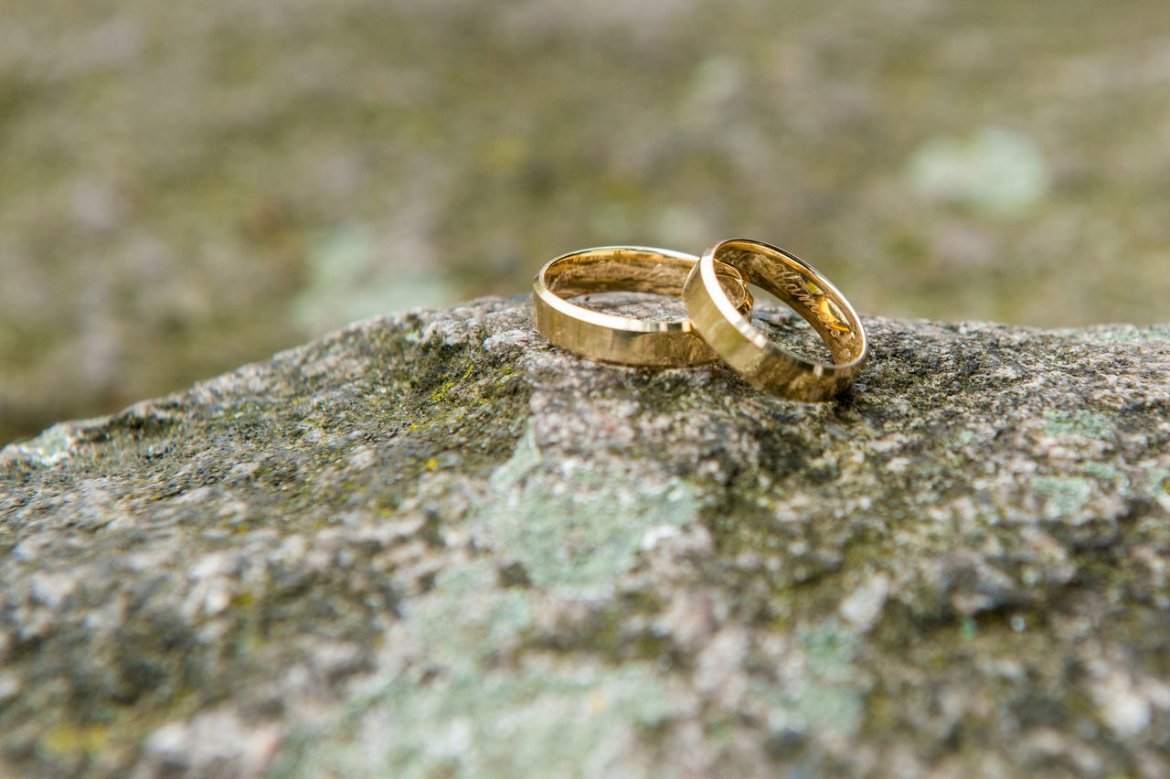 Rings on the stone