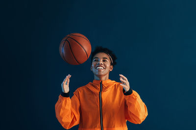 Man playing basketball