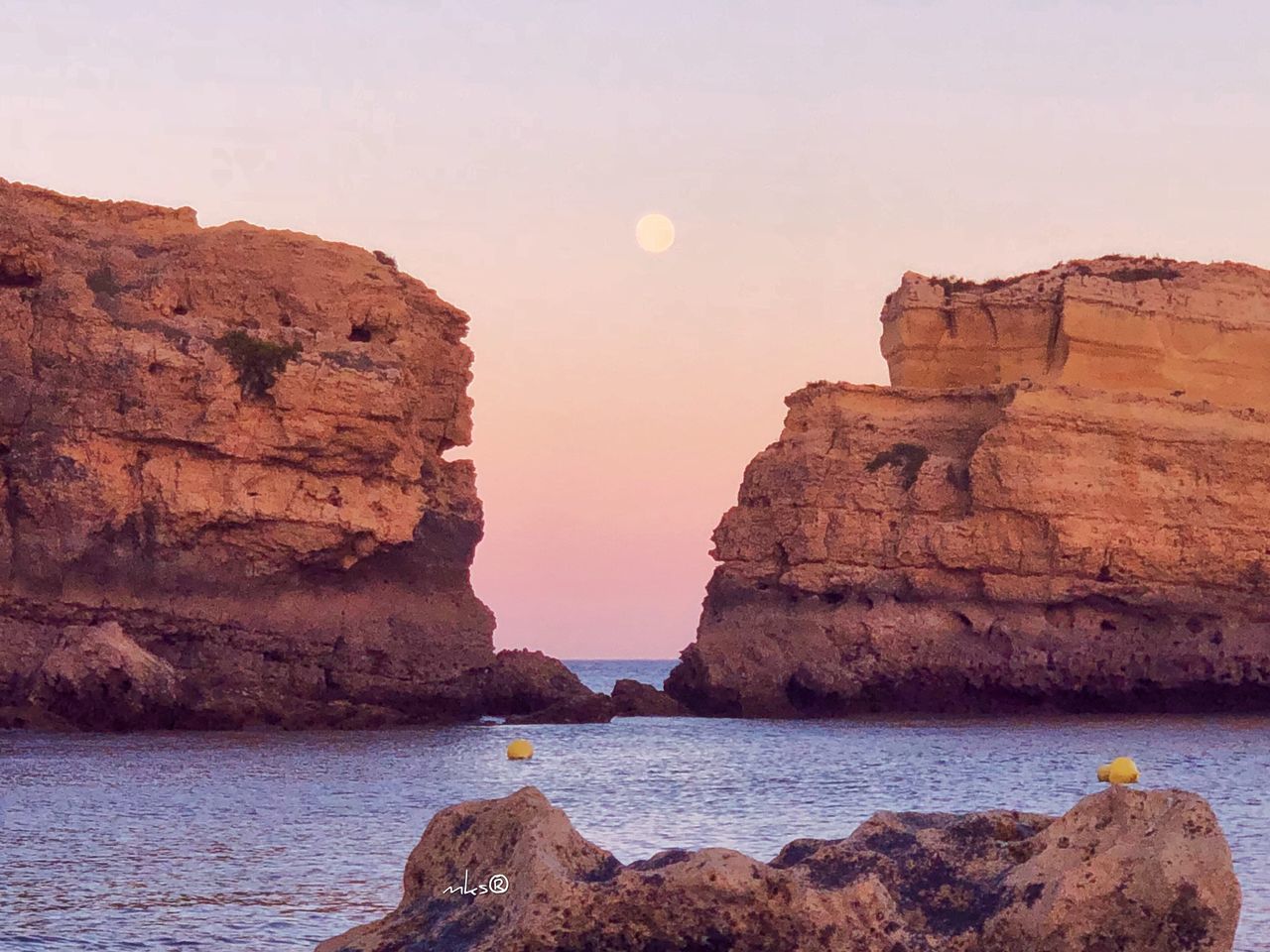 water, sky, rock, rock - object, sea, solid, rock formation, beauty in nature, scenics - nature, sunset, tranquil scene, nature, tranquility, non-urban scene, waterfront, idyllic, no people, cliff, land, outdoors, eroded, formation