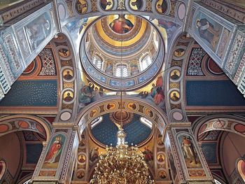 Low angle view of ceiling of building