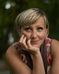 Close-up portrait of young woman