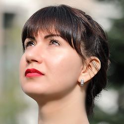 Close-up portrait of young woman