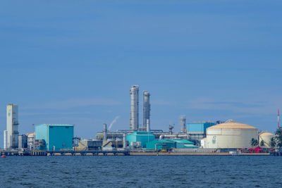 Malaysia petronas plant in victoria 