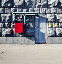 Graffiti on wall of building