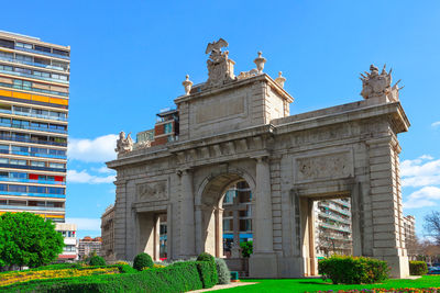 Low angle view of historic building against clear sky