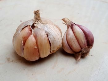 Close-up of garlic on table